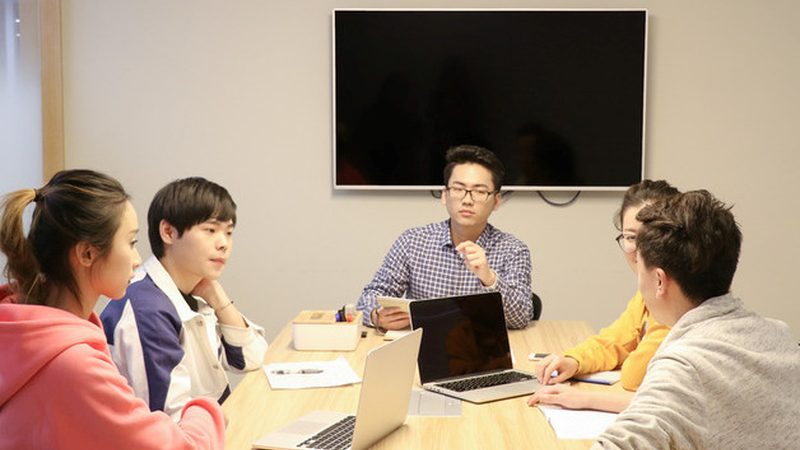 信息技术公司资质认证：费用背后的价值考量**