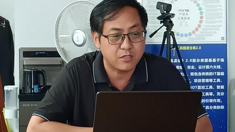 小标题：数据备份的重要性